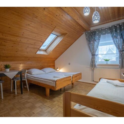 Pokój 3-osobowy z prysznicem