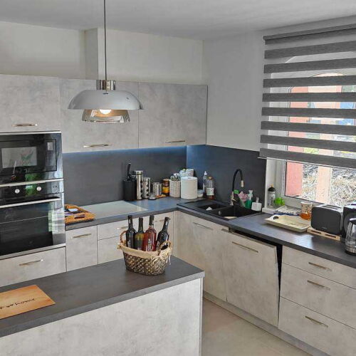 Apartament cu duș cu chicinetă proprie pentru 4 pers. (se poate solicita pat suplimentar)