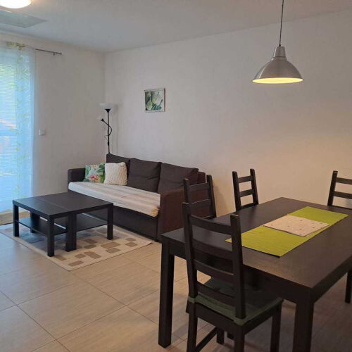 Apartman se sprchou s vlastní kuchyňkou pro 6 os. (s možností přistýlky)