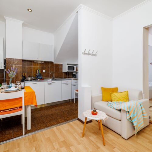 Apartament 3-osobowy z klimatyzacją na piętrze z 1 pomieszczeniem sypialnianym