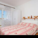 Apartmán s klimatizáciou s manželskou posteľou s 1 spálňou s výhľadom na more