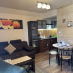 2-Zimmer-Apartment für 4 Personen mit Badezimmer und Eigner Küche