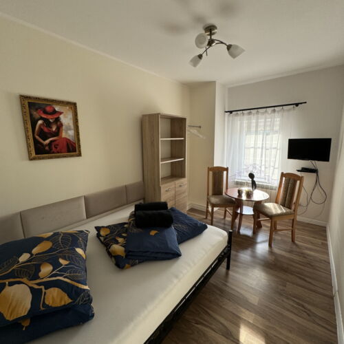 Camera dubla la etaj cu baie