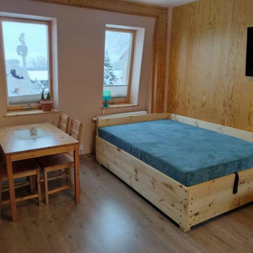 Apartament 4-osobowy na piętrze z widokiem na ogród z 1 pomieszczeniem sypialnianym