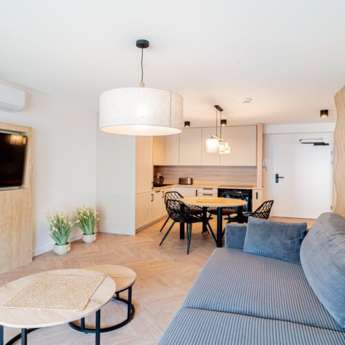 Apartament deluxe premier cu 2 camere pentru 4 pers.