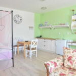 Apartment für 2 Personen mit Eigner Küche und Eigener Küche (Zusatzbett möglich)