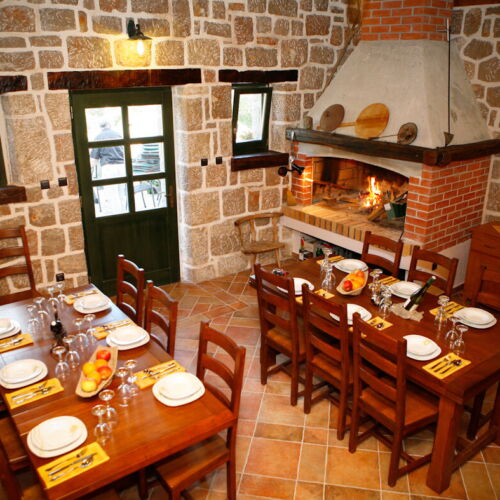 Ferienhaus mit Klimaanlage und Aussicht auf den Garten