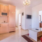 3-Zimmer-Apartment für 4 Personen Obergeschoss mit Klimaanlage (Zusatzbett möglich)