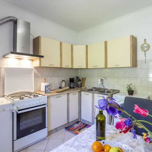 Domek całoroczny 4-osobowy z klimatyzacją z widokiem na ogród