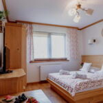 Double Room with Shared Kitchenette