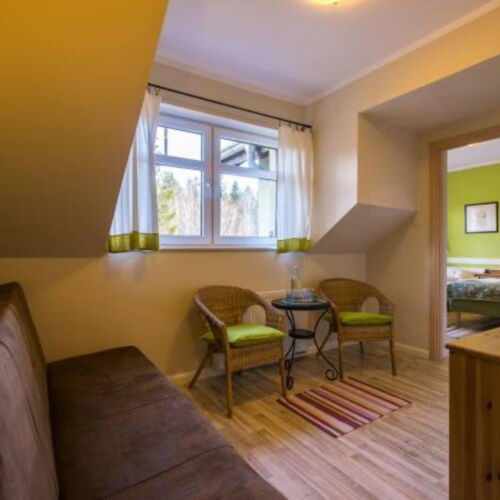 5 Person Room with Shower