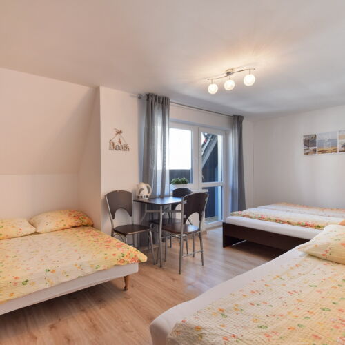 Camera pentru 5 pers.