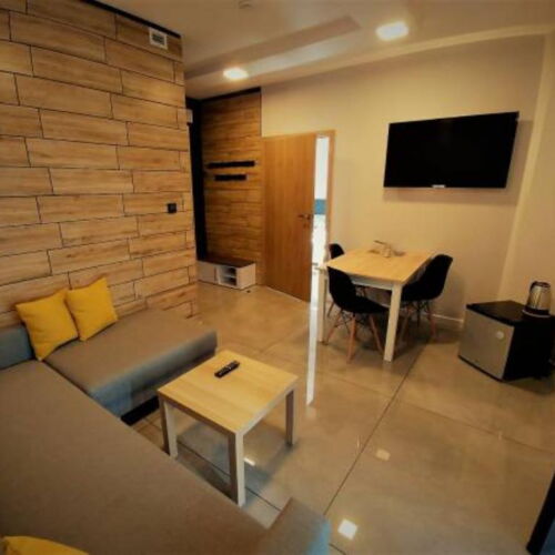 Mountain View 2-Room Balcony Apartment for 4 Persons