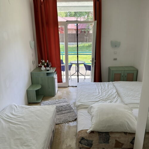 Camera tripla standard