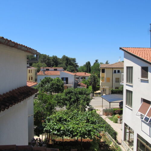 Apartament 3-osobowy na poddaszu Economy z 2 pomieszczeniami sypialnianymi