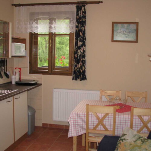 Pokoj se sprchou s vlastní kuchyňkou pro 3 os.