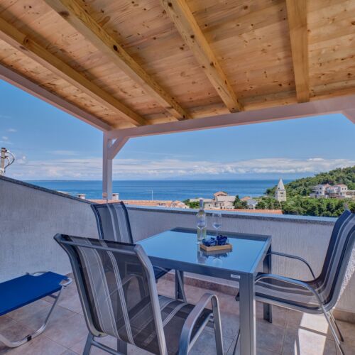 Apartament 3-osobowy z klimatyzacją z widokiem na morze z 2 pomieszczeniami sypialnianymi