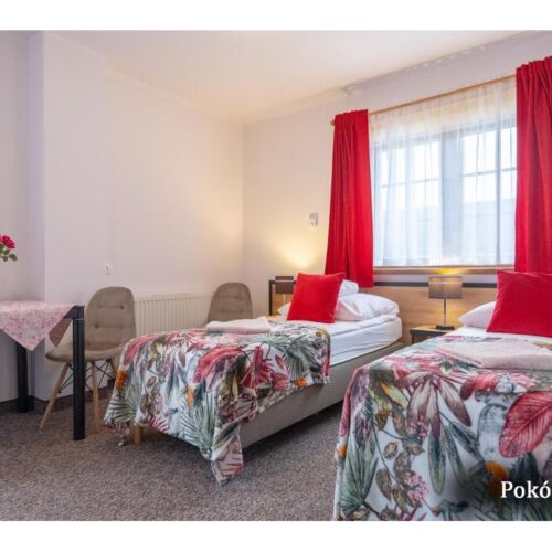 Twin Room ensuite with Kitchenette
