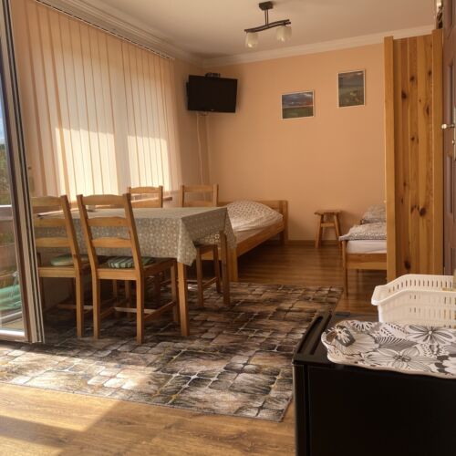 Camera cu balcon cu baie pentru 5 pers.