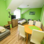 2-Room Apartment for 5 Persons ensuite with LCD/Plasma TV