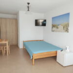 Triple Room ensuite with LCD/Plasma TV (extra bed available)
