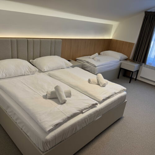 Camera tripla superior twin