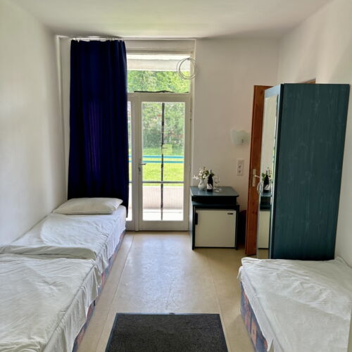 Apartament family cu balcon cu 2 camere pentru 4 pers. (se poate solicita pat suplimentar)