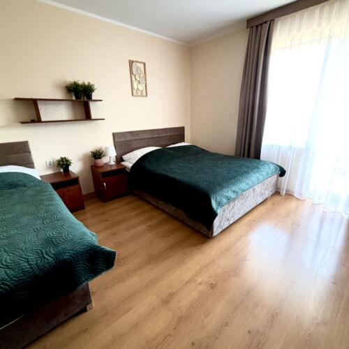 Pokój 3-osobowy z balkonem z łazienką