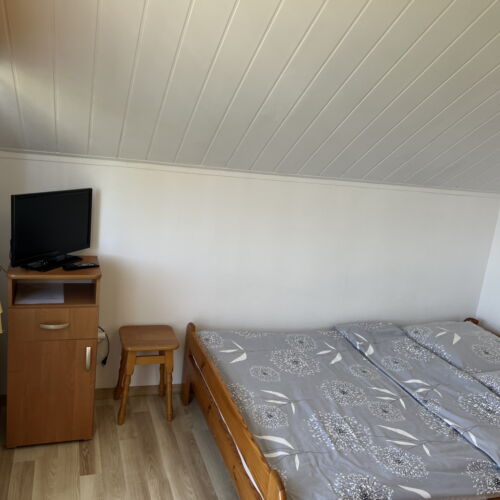 Pokój 4-osobowy na piętrze z widokiem na ogród