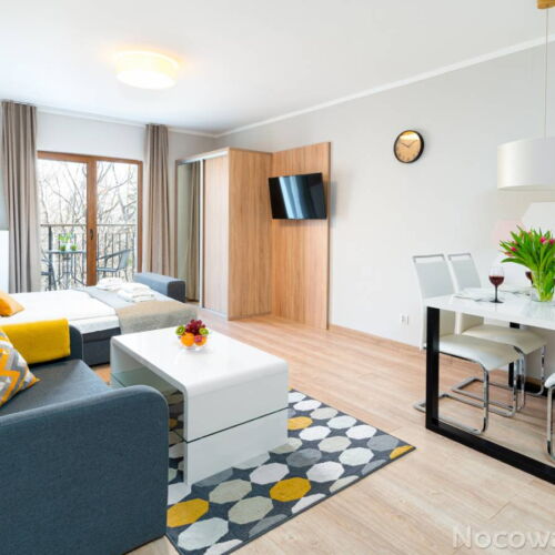 Apartament 3-osobowy z balkonem z prysznicem z 1 pomieszczeniem sypialnianym