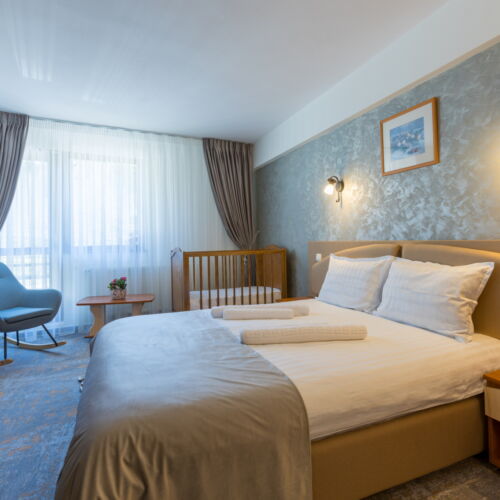 Camera dubla cu balcon