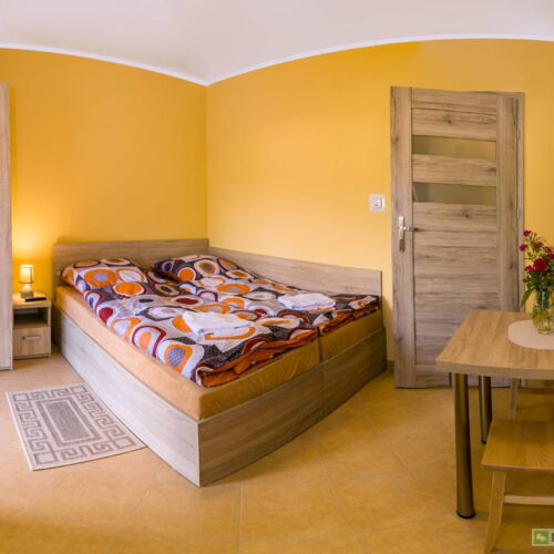 Pokój 2-osobowy z prysznicem z dostępem do ogrodu