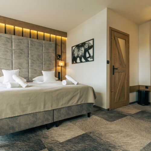 Pokój 4-osobowy Deluxe z widokiem na jezioro