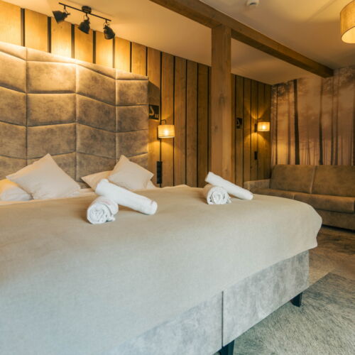 Pokój 4-osobowy Deluxe z widokiem na jezioro