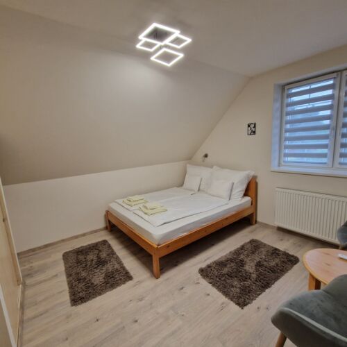 Upstairs 3-Room Apartment for 7 Persons