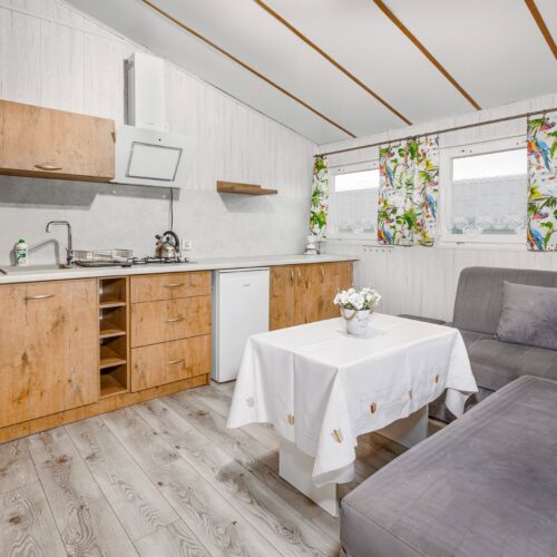 Domek drewniany 5-osobowy cały dom z aneksem kuchennym