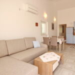 Trip 2-Room Apartment for 4 Persons