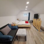 Panoramic Whole House Holiday Home for 2 Persons