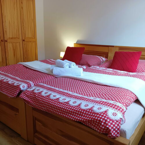 Apartament 4-osobowy z prysznicem z aneksem kuchennym