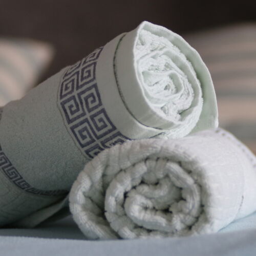 Doppelzimmer mit Balkon und Eigner Küche