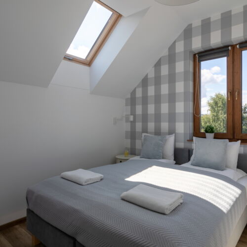 Apartament 4-osobowy z balkonem z wanną