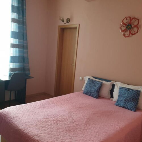 Standard Pokoj s manželskou postelí na poschodí