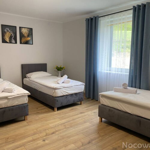 Apartament 5-osobowy z balkonem z widokiem na ogród z 2 pomieszczeniami sypialnianymi