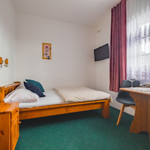 Upstairs Single Room