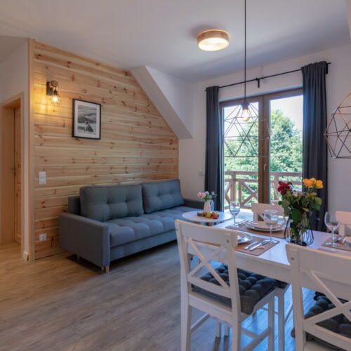 Apartament 4-osobowy na piętrze Deluxe