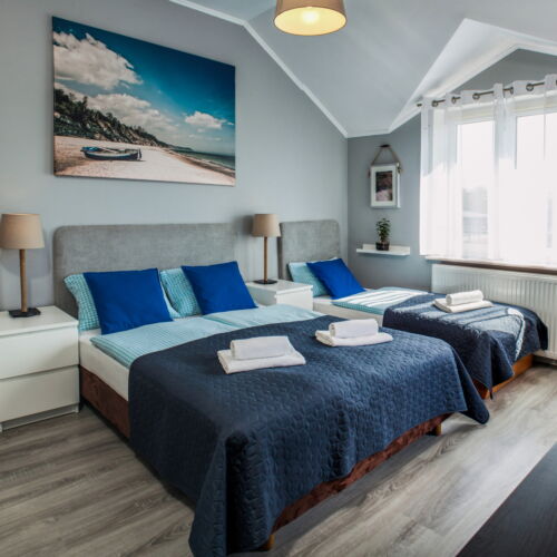 Pokój 3-osobowy z balkonem z aneksem kuchennym