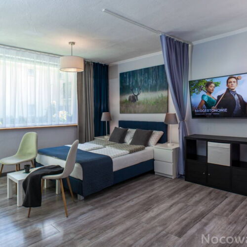 Apartament 6-osobowy z tarasem z aneksem kuchennym z 3 pomieszczeniami sypialnianymi