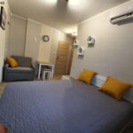 Apartament 6-osobowy z klimatyzacją z aneksem kuchennym z 2 pomieszczeniami sypialnianymi