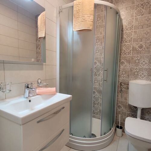 Na katu Klimatiziran apartman za 6 osoba(e) sa 4 spavaće(om) sobe(om)