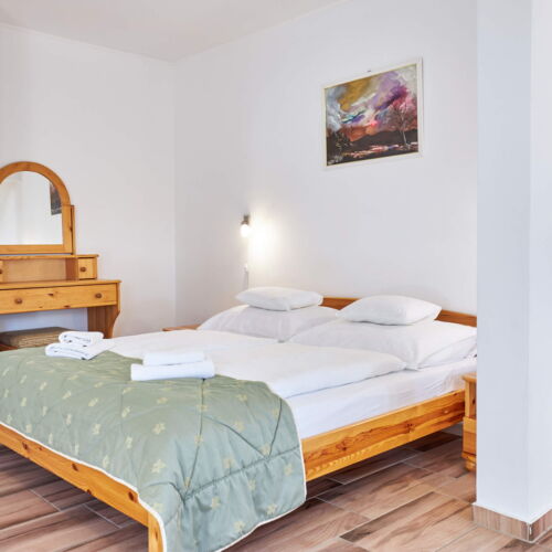 Familie Vierbettzimmer mit Badezimmer